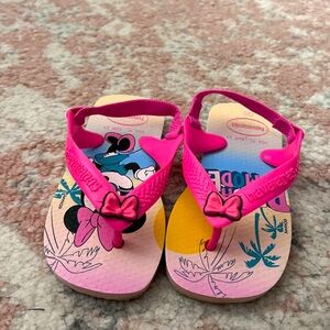 Disney Toddler Havaianas girl sandals size 4-5 shoe